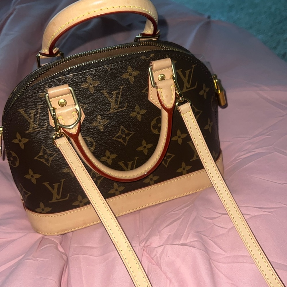 Lv alma bb monogram